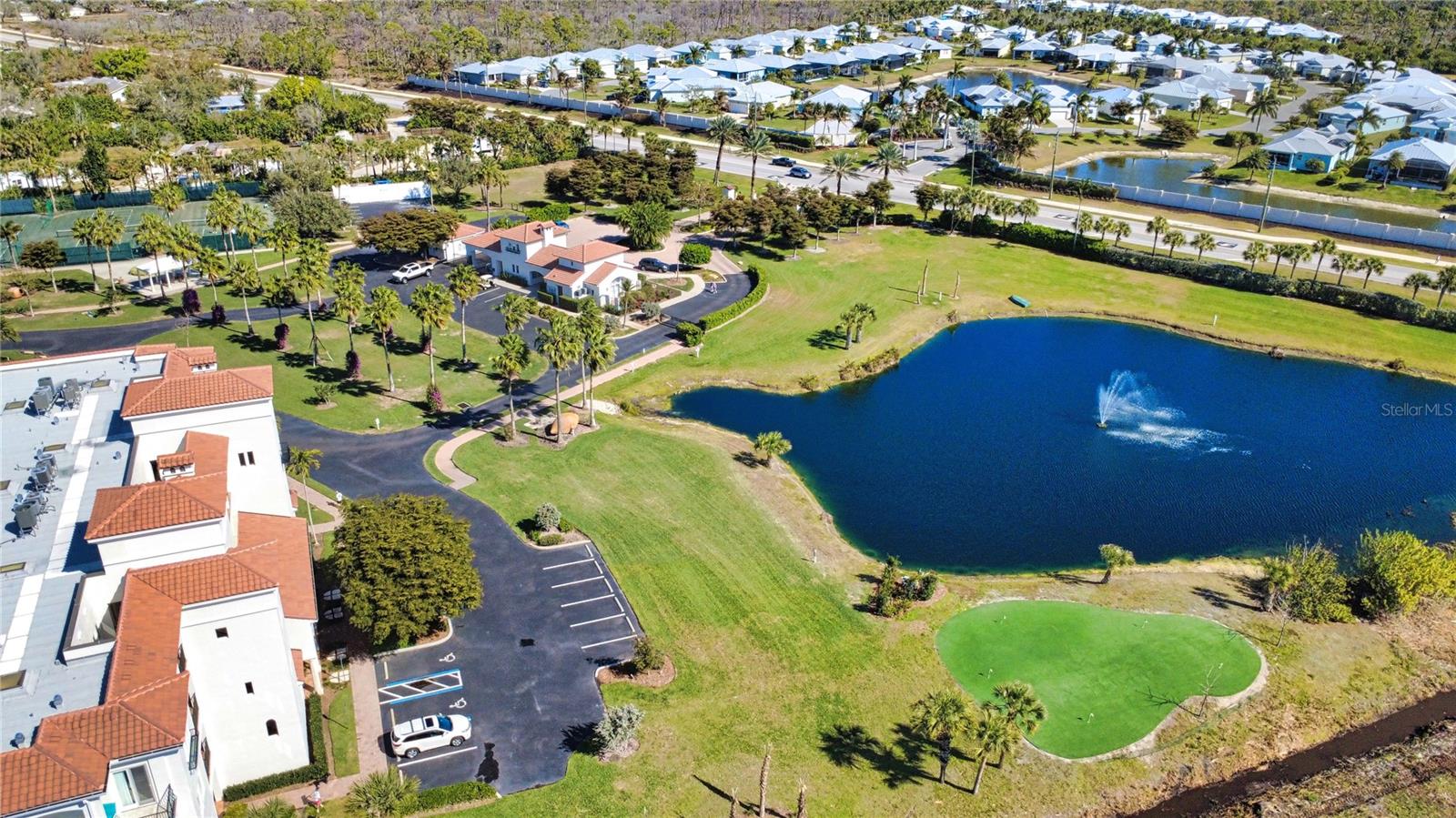 HACIENDA DEL MAR PH 01 - Residential