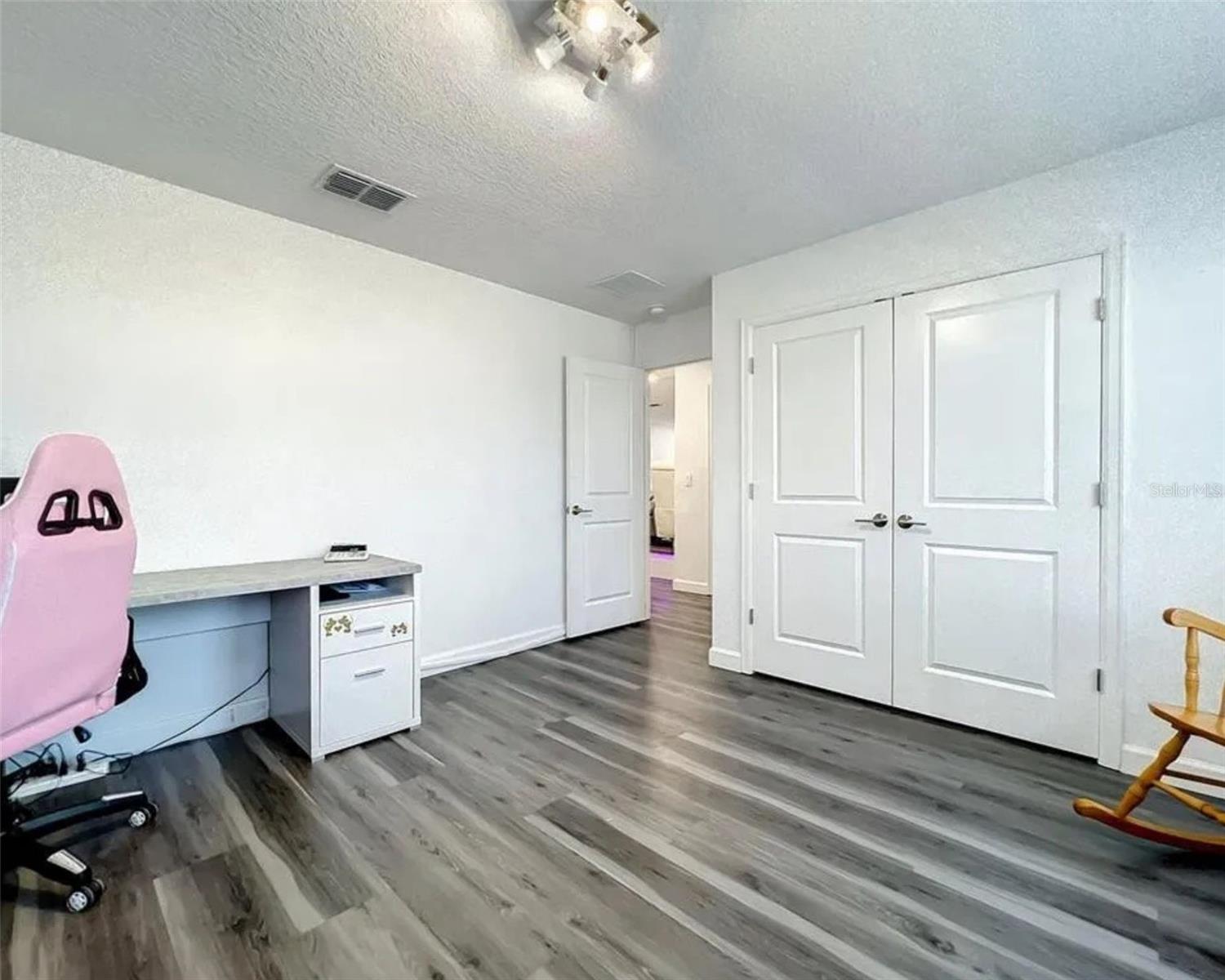 PROVIDENCE / CAMDEN PARK - Residential Lease