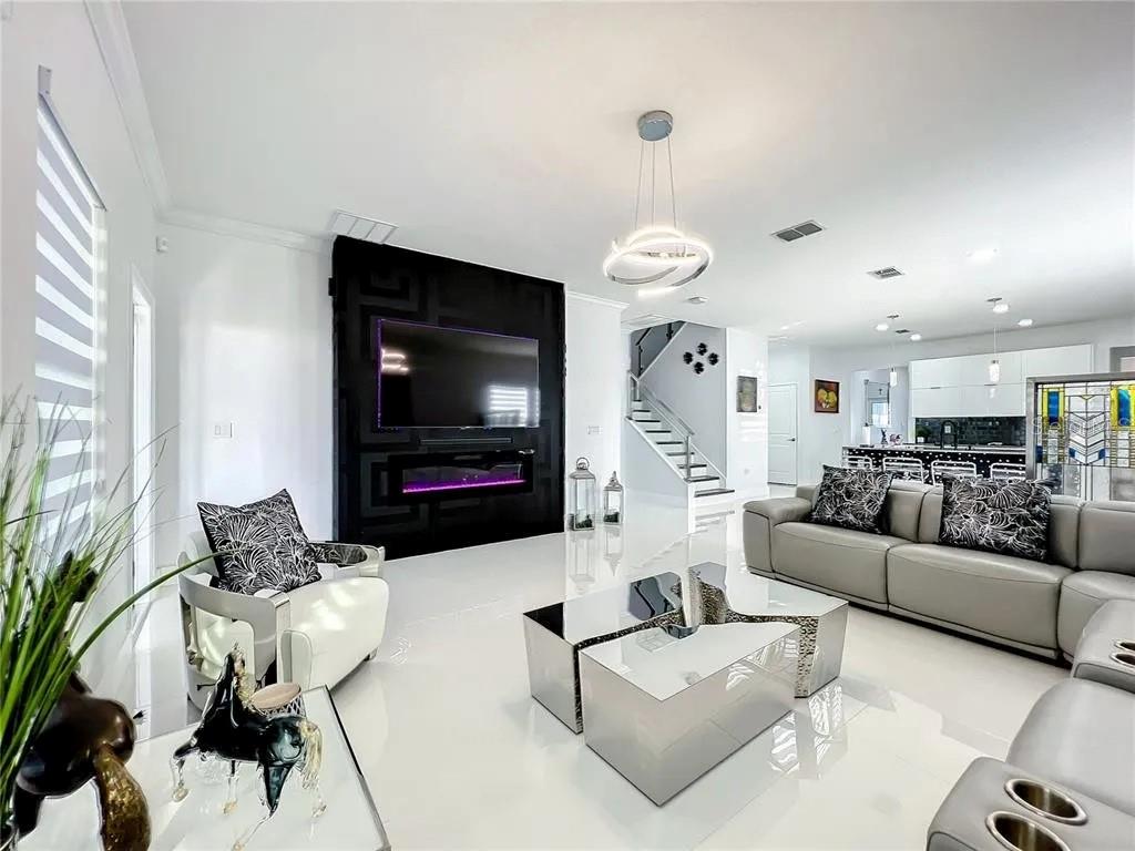 PROVIDENCE / CAMDEN PARK - Residential Lease