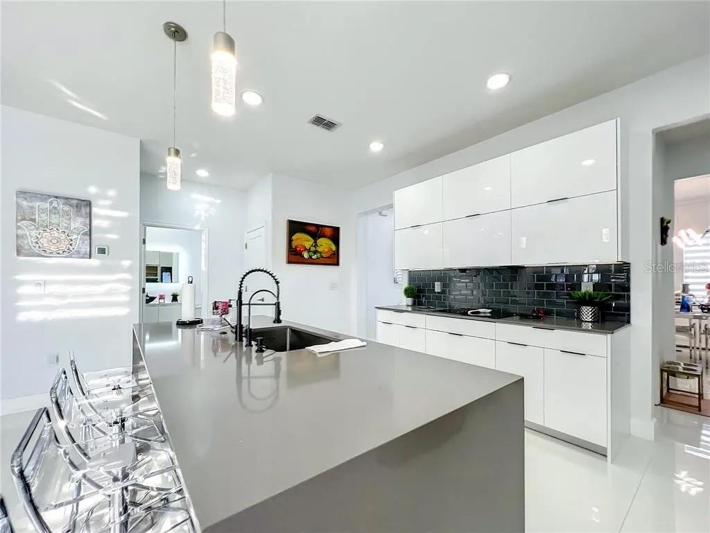 PROVIDENCE / CAMDEN PARK - Residential Lease