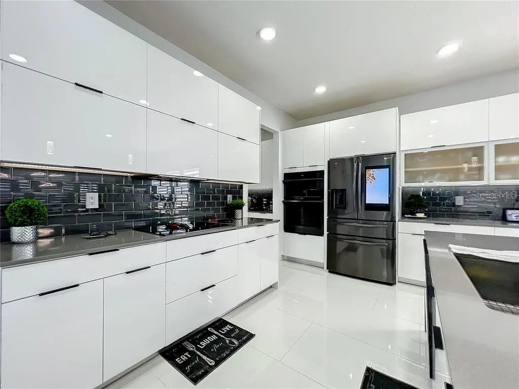 PROVIDENCE / CAMDEN PARK - Residential Lease