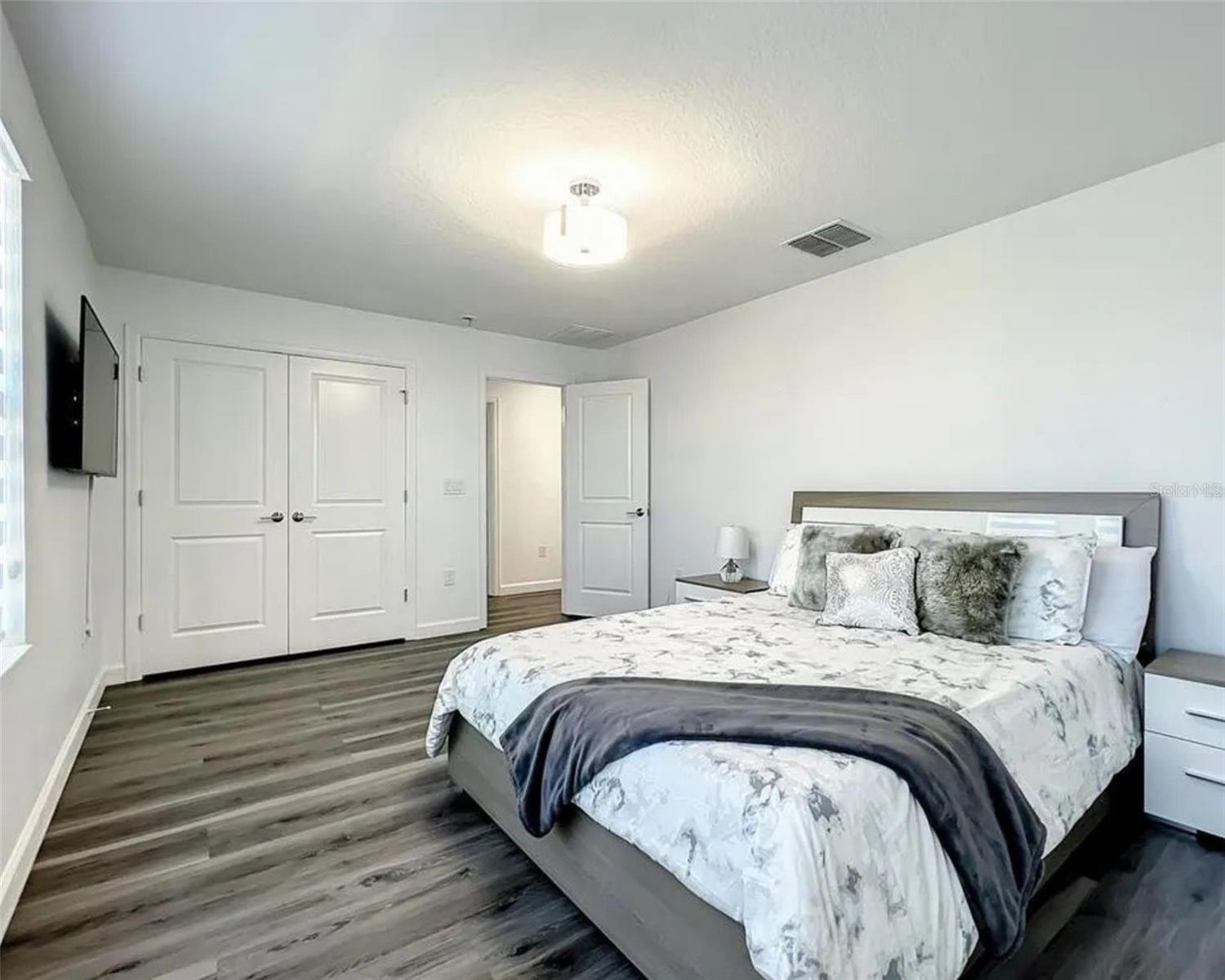 PROVIDENCE / CAMDEN PARK - Residential Lease