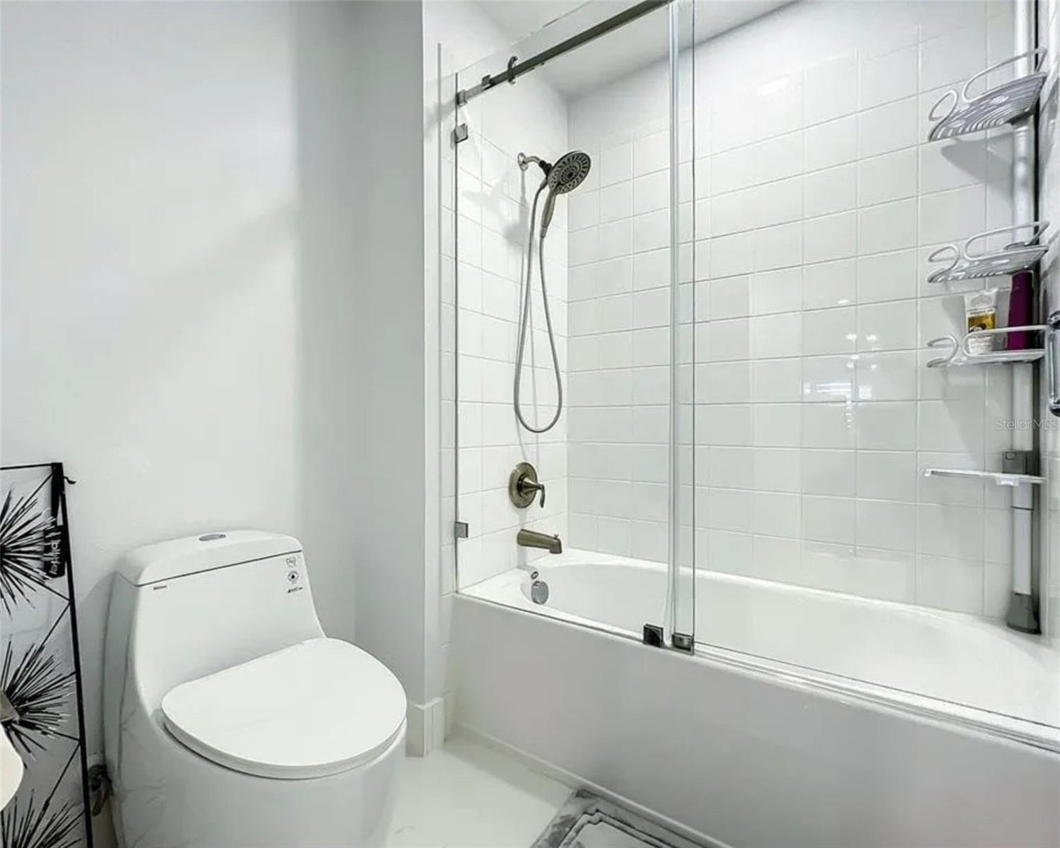 PROVIDENCE / CAMDEN PARK - Residential Lease