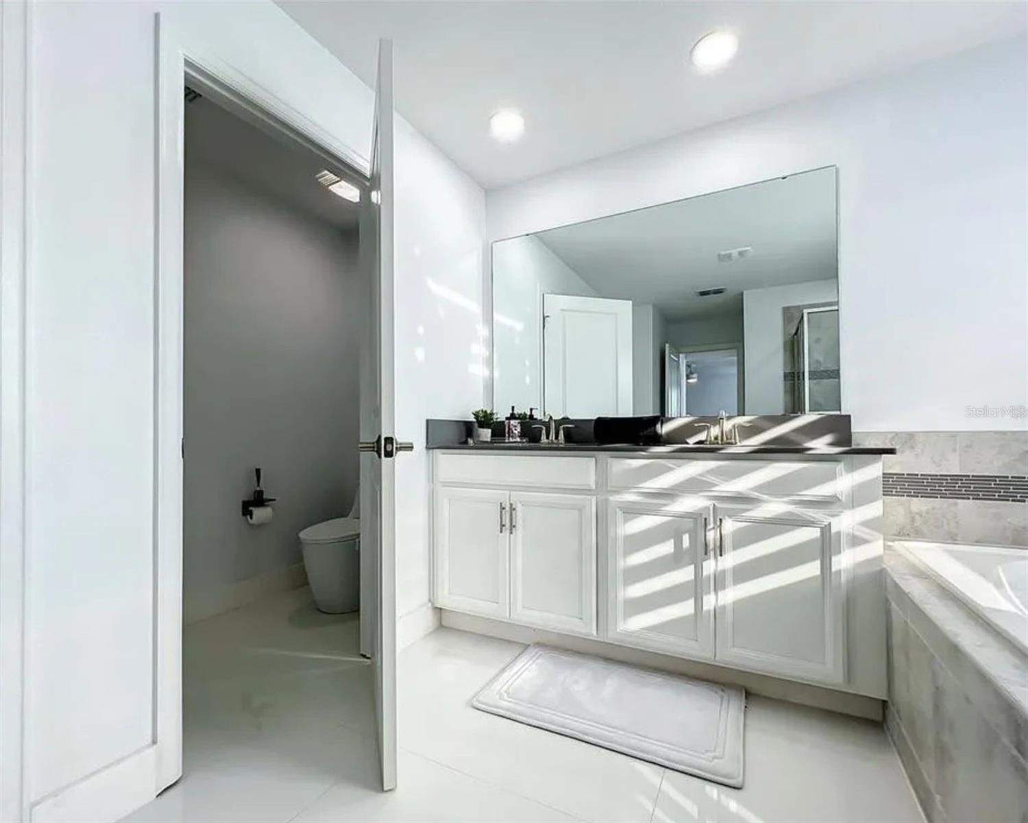 PROVIDENCE / CAMDEN PARK - Residential Lease