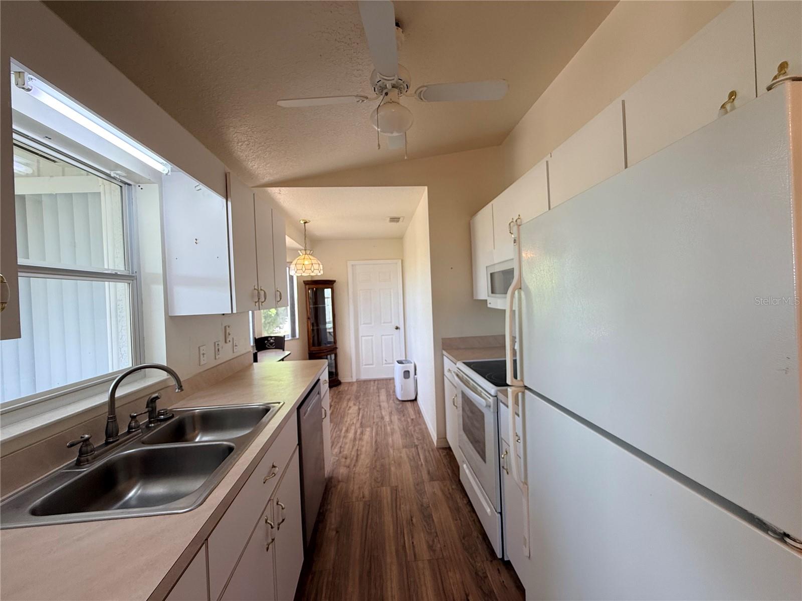CHERRYWOOD ESTATES - Residential