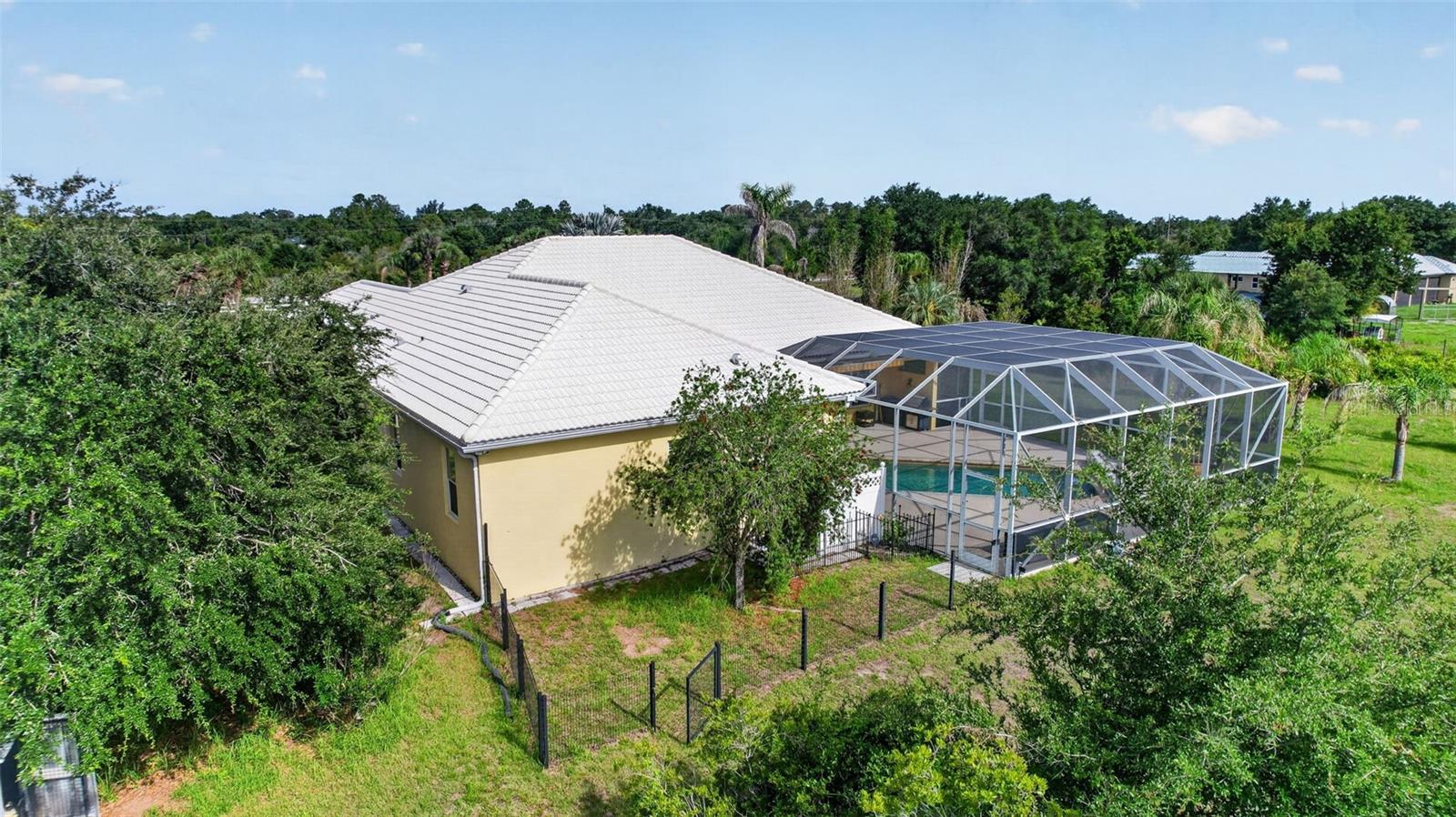 WINDING CREEK - Residential