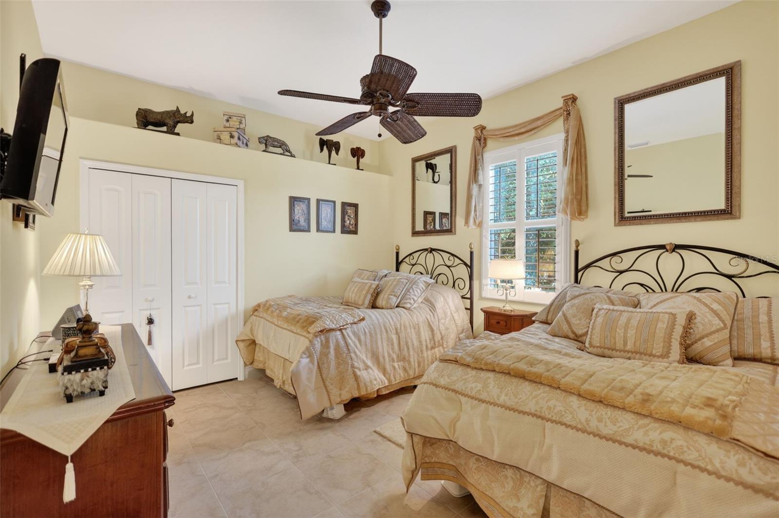 WINDING CREEK - Residential