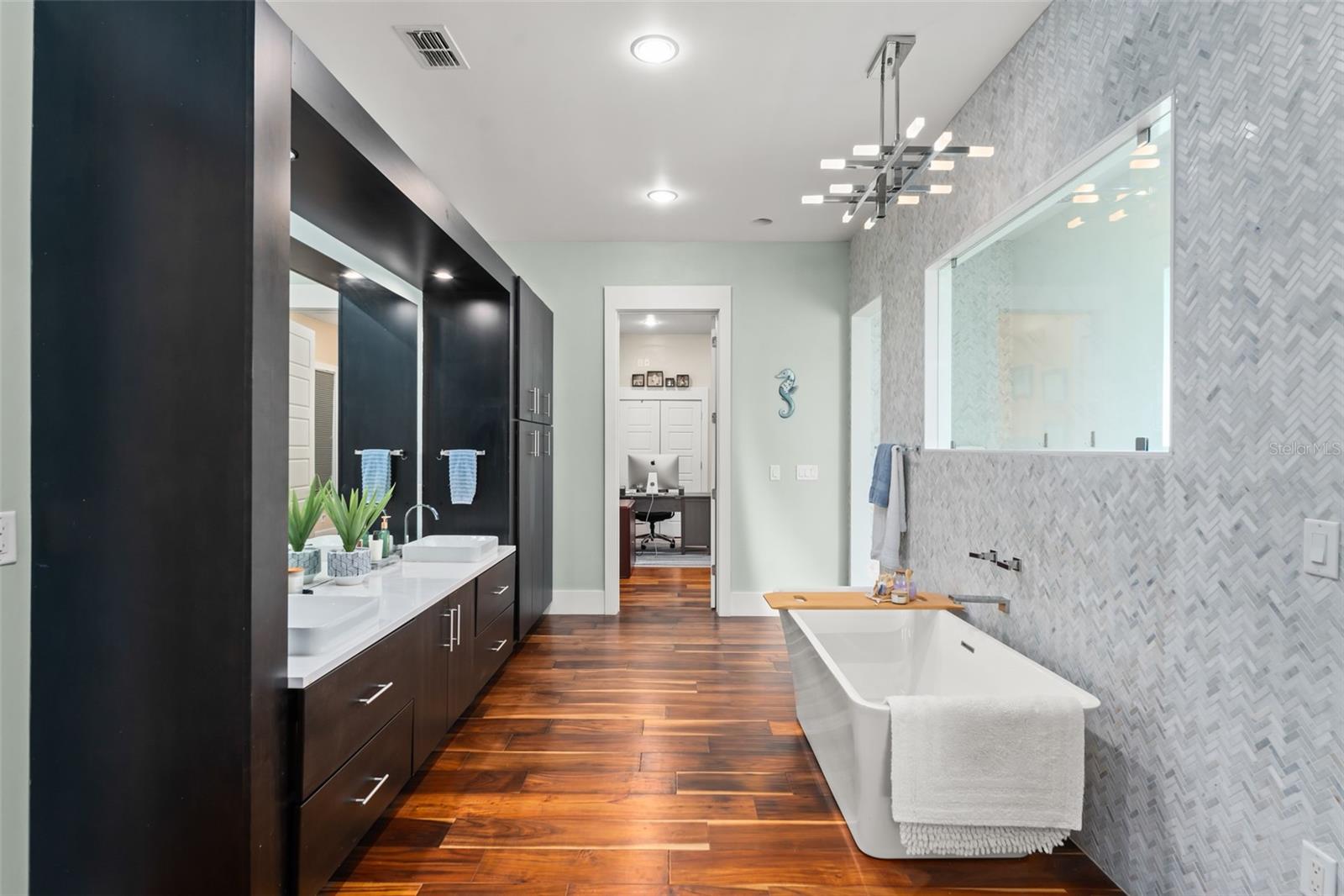 SAWYER SOUND - Residential