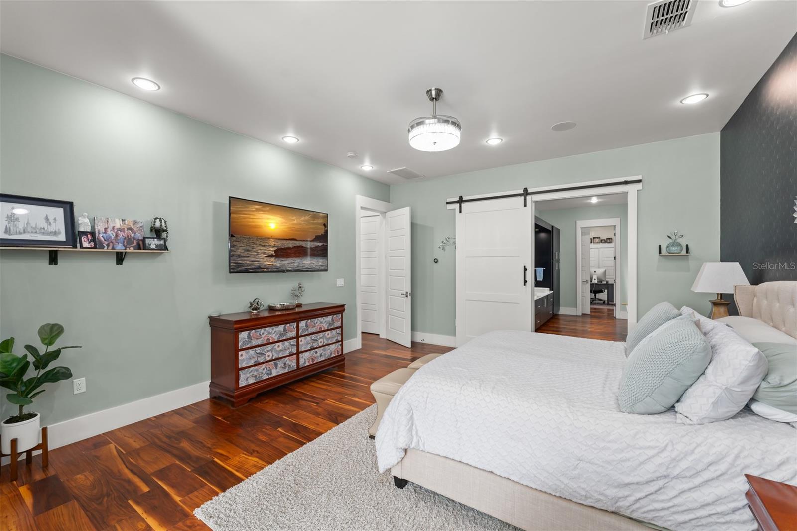 SAWYER SOUND - Residential