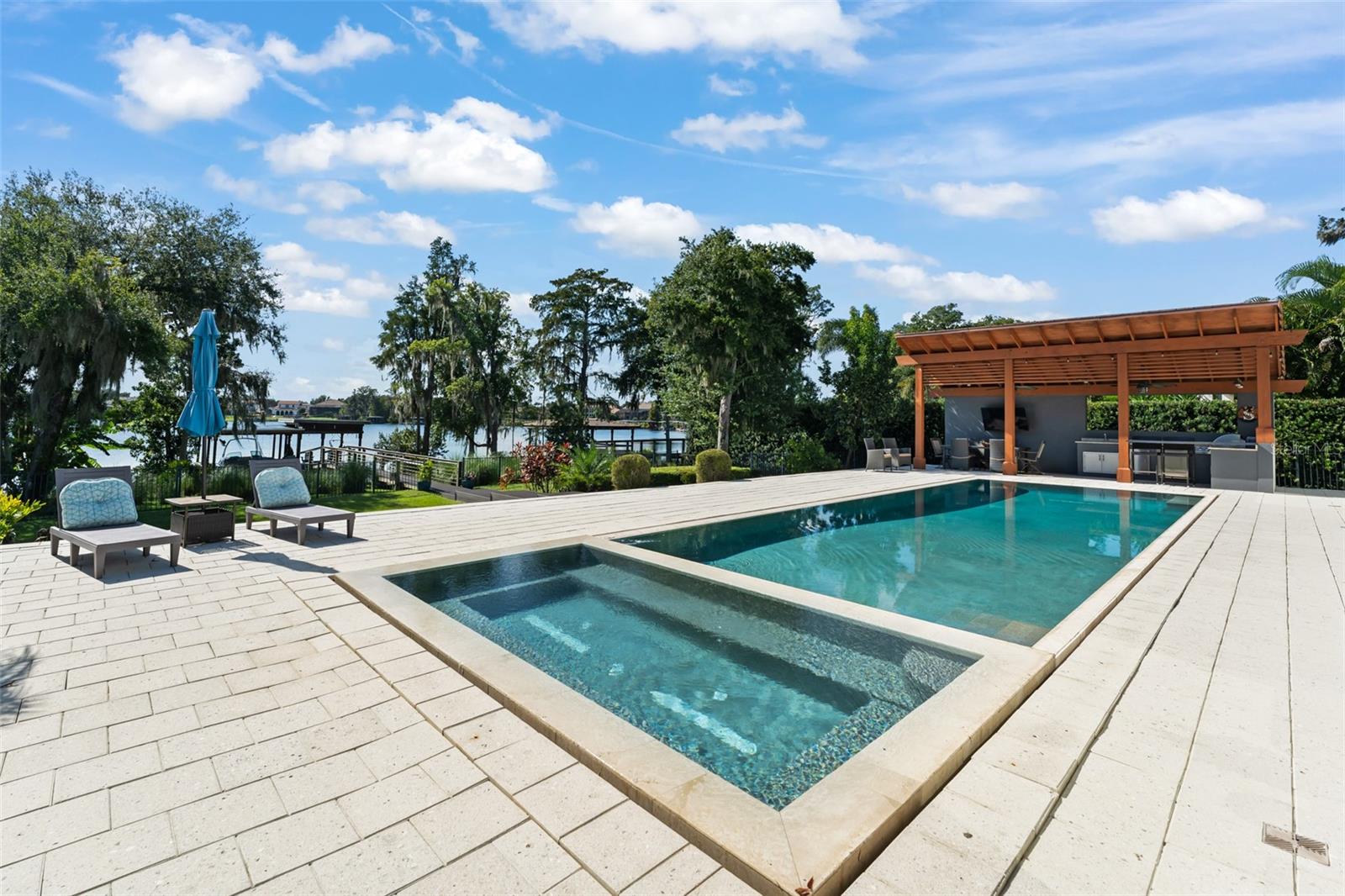 SAWYER SOUND - Residential