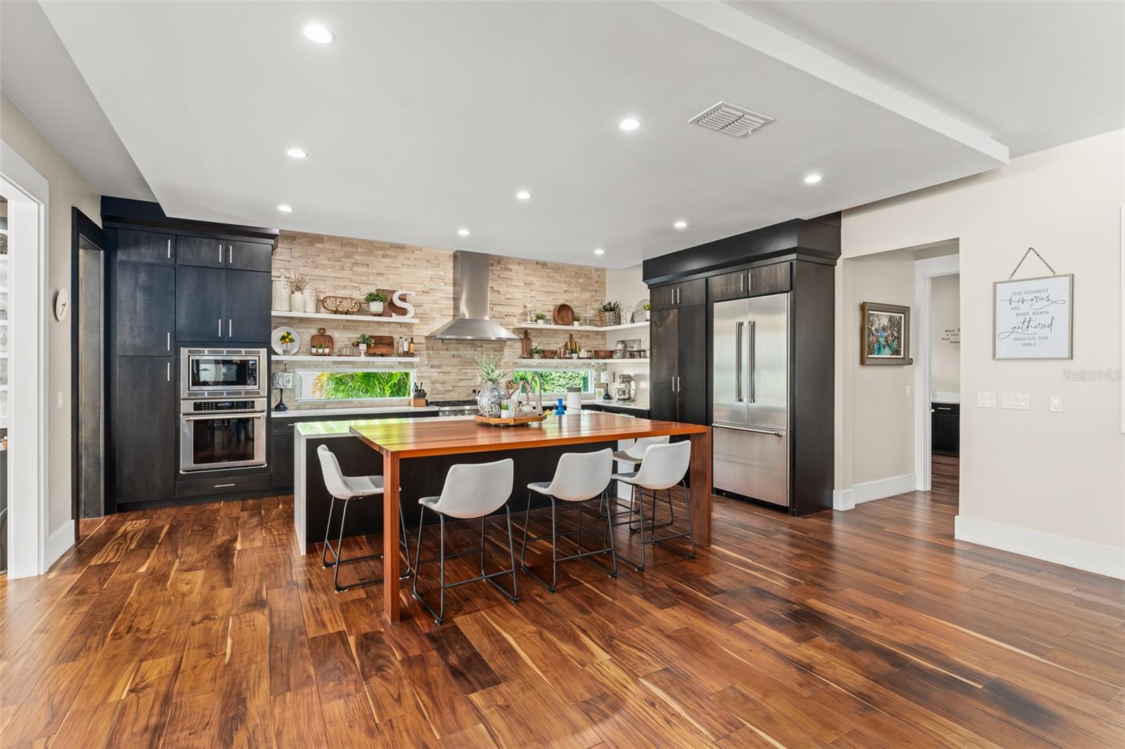 SAWYER SOUND - Residential