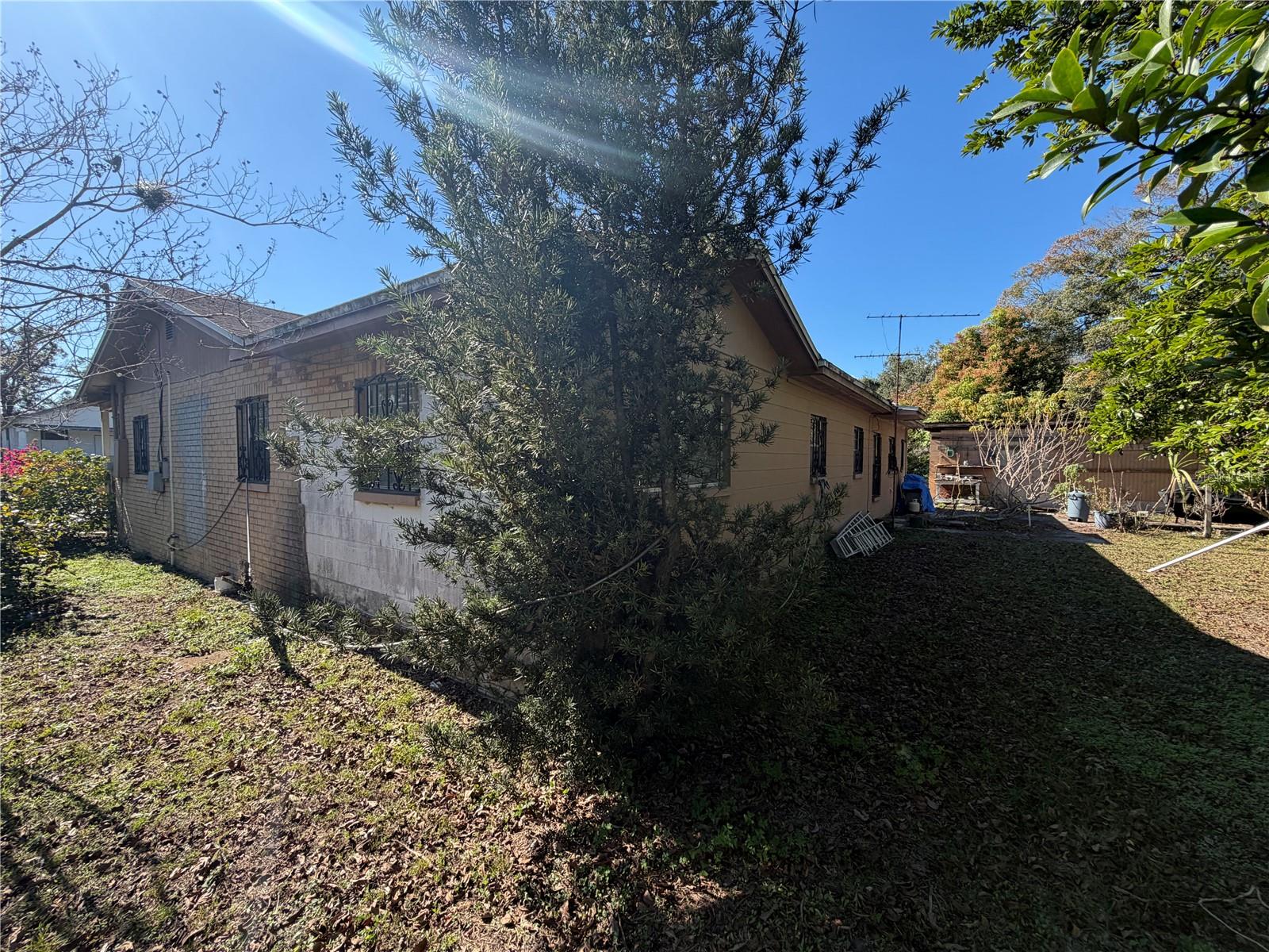 UNPLATTED - Residential