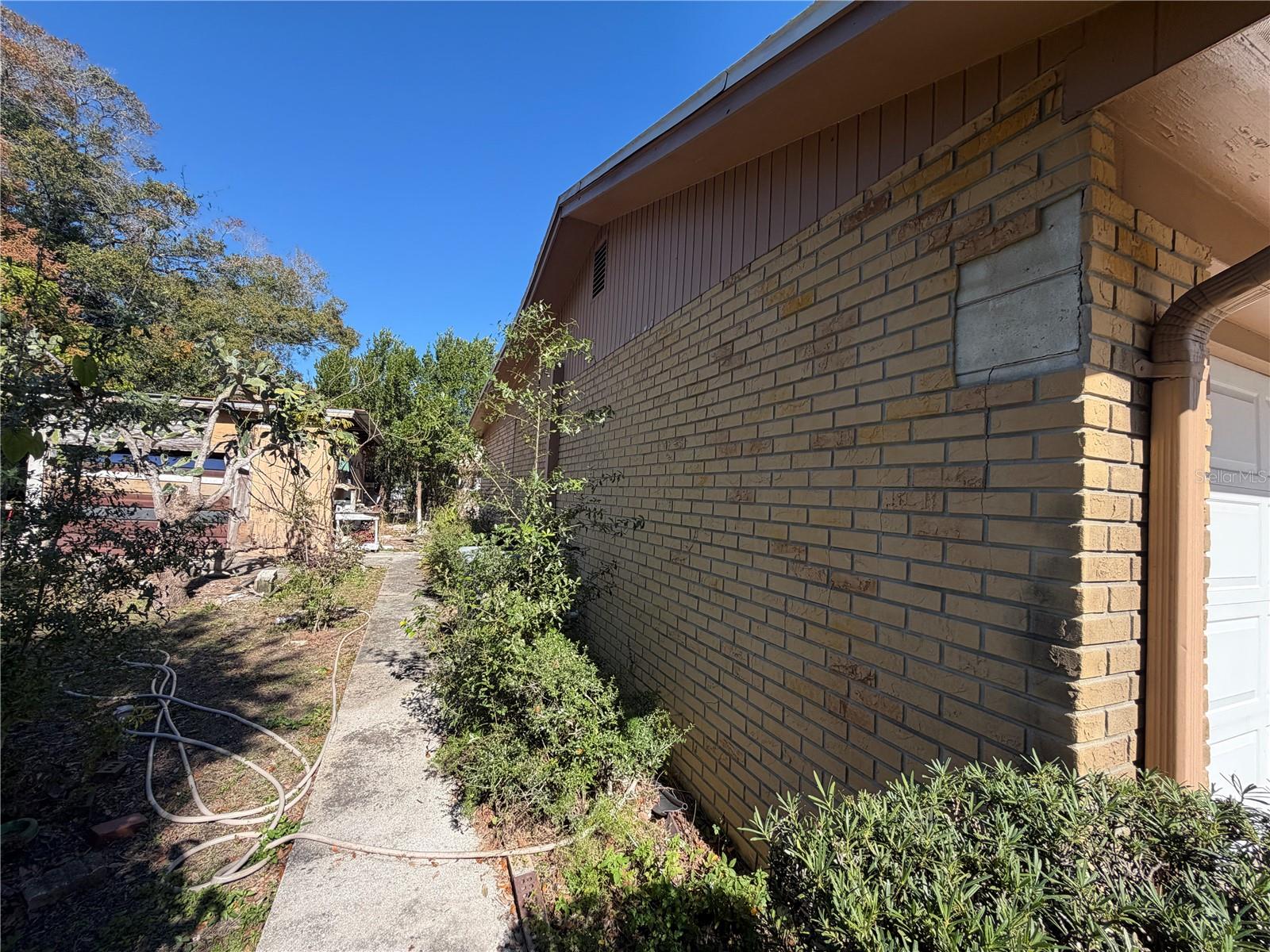 UNPLATTED - Residential