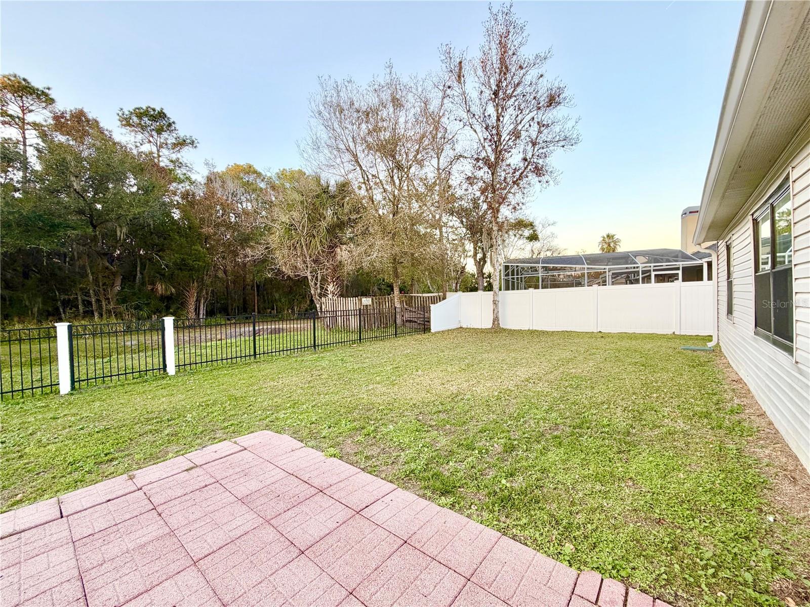 TWIN RIVERS SEC 4 UNIT 2 - Residential Lease