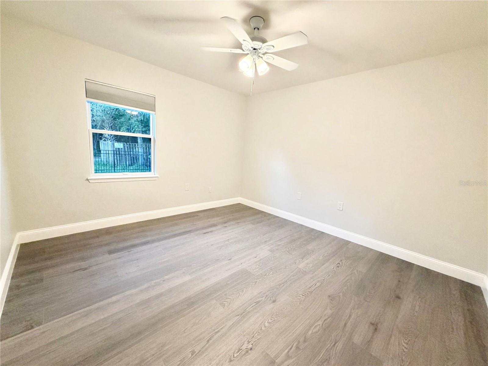 TWIN RIVERS SEC 4 UNIT 2 - Residential Lease