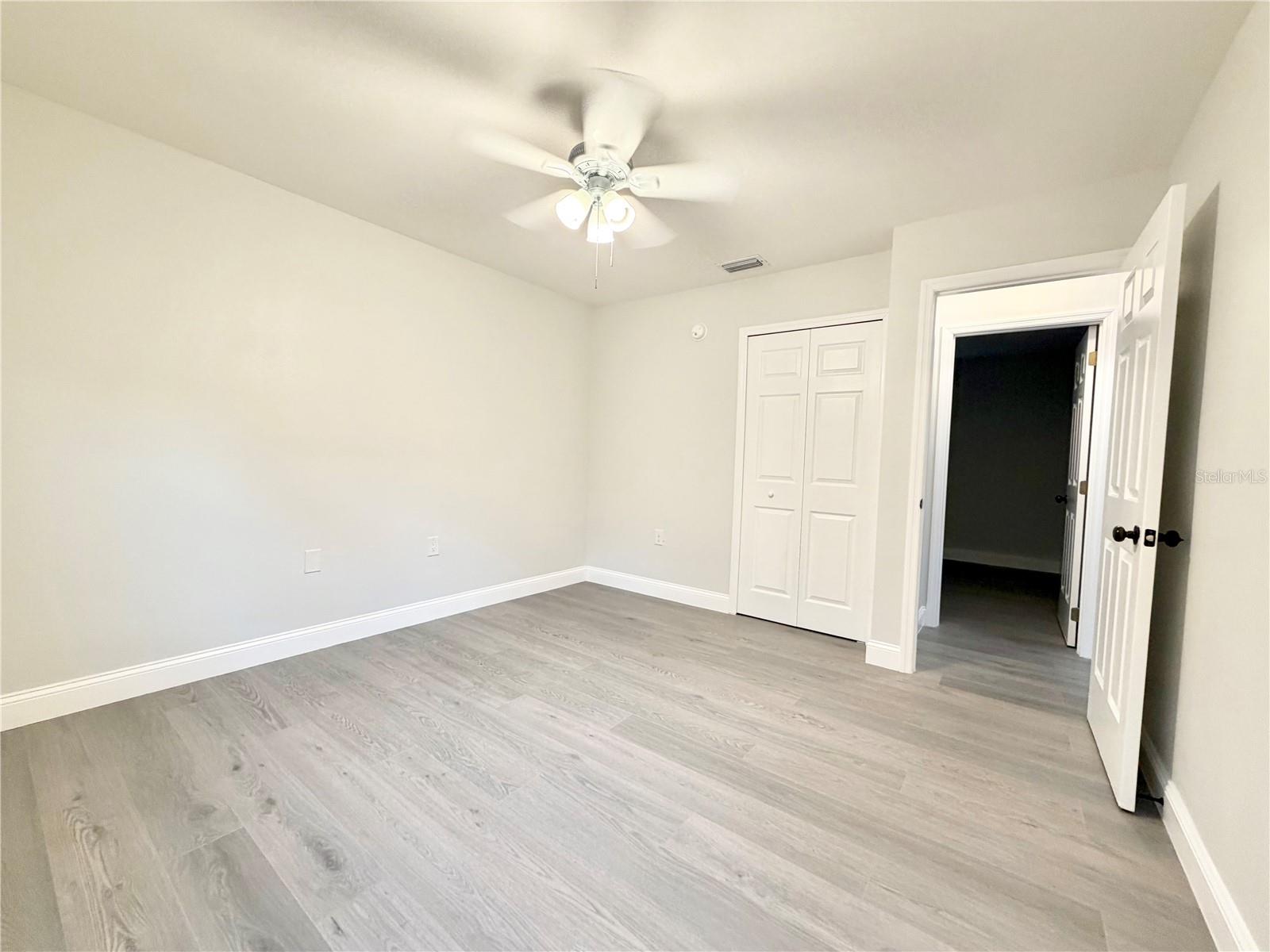 TWIN RIVERS SEC 4 UNIT 2 - Residential Lease