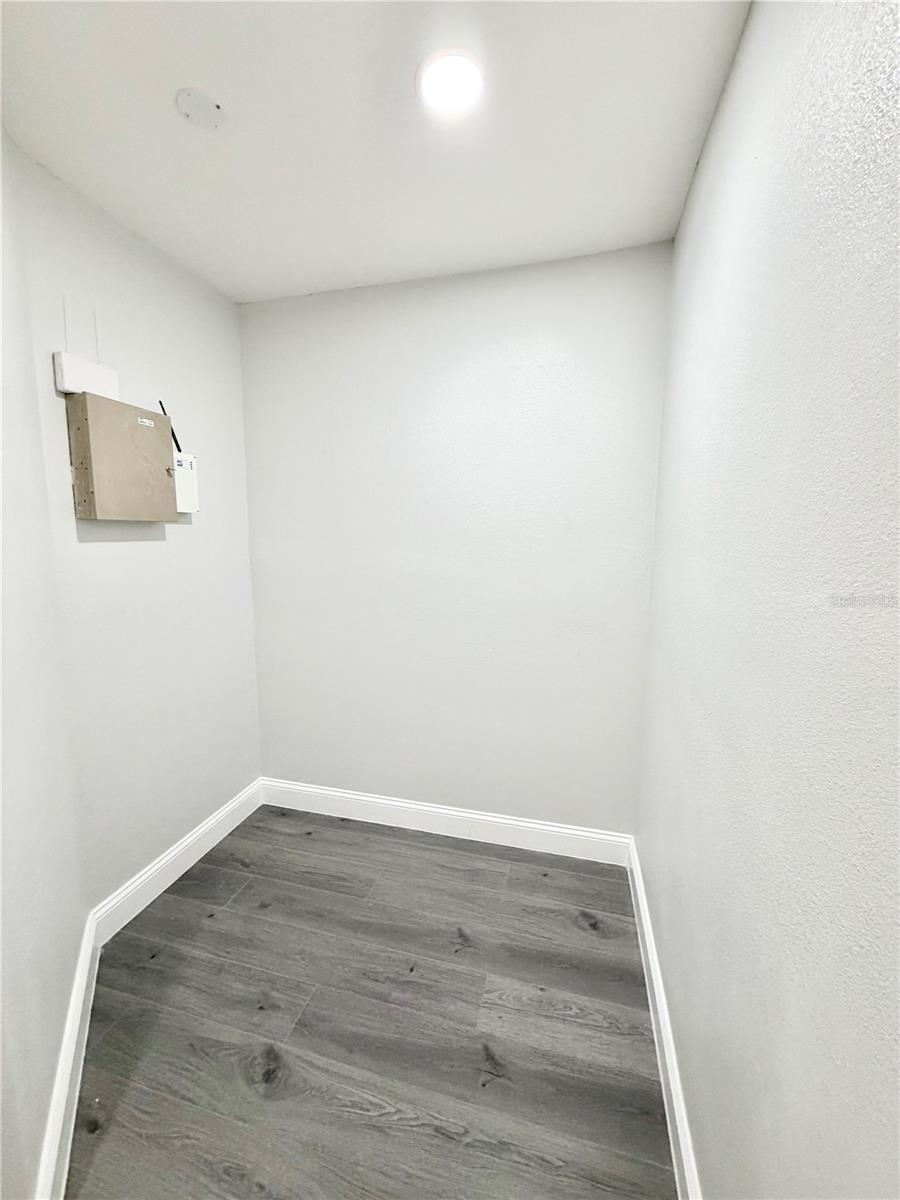 TWIN RIVERS SEC 4 UNIT 2 - Residential Lease