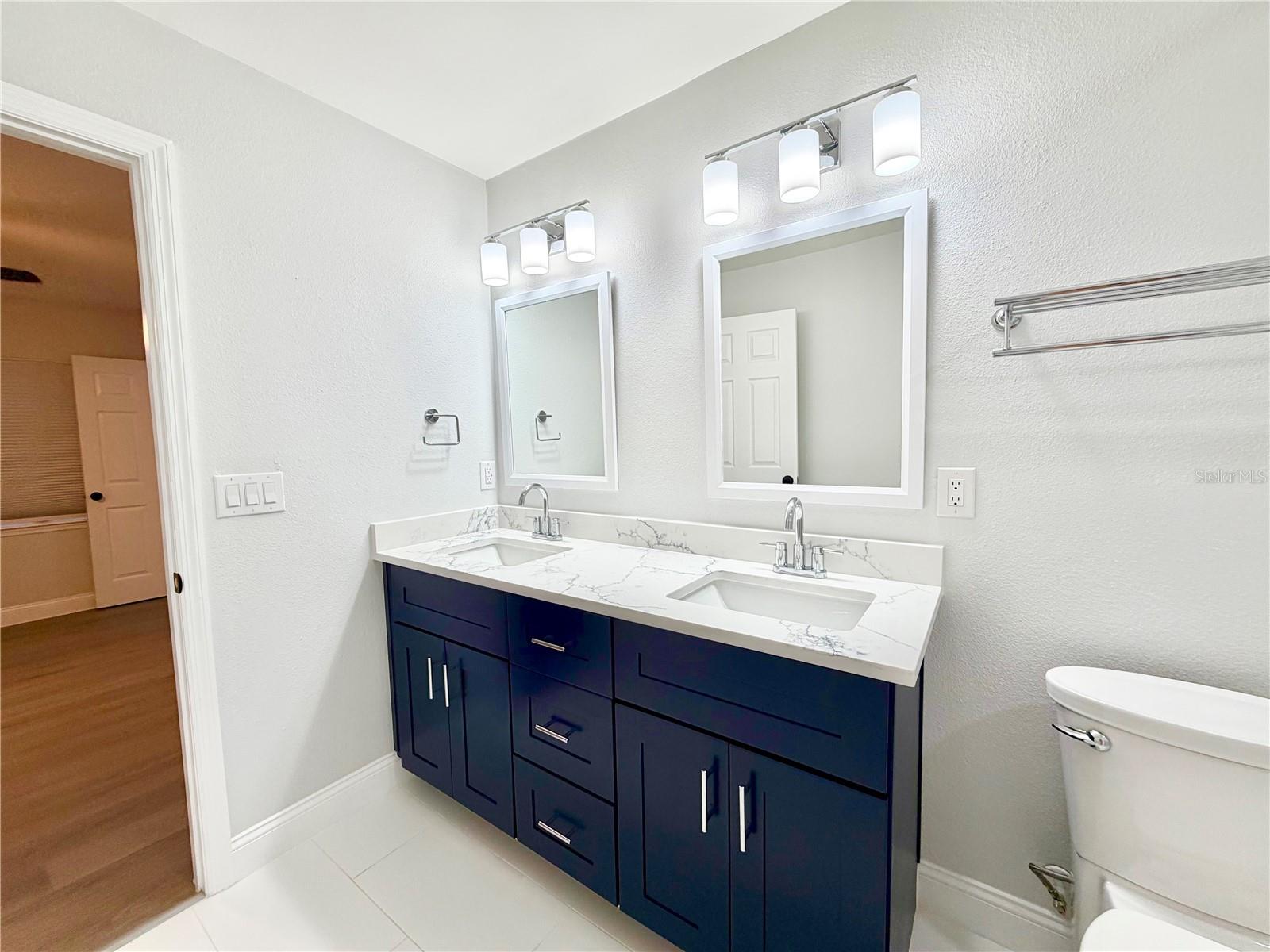 TWIN RIVERS SEC 4 UNIT 2 - Residential Lease