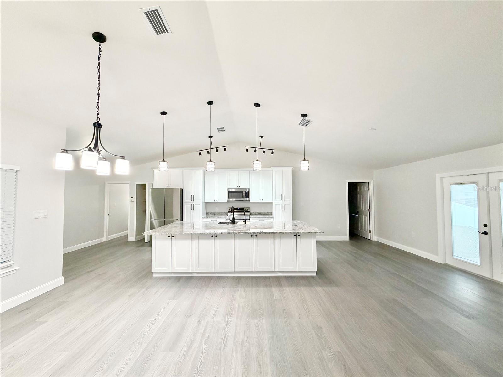 TWIN RIVERS SEC 4 UNIT 2 - Residential Lease