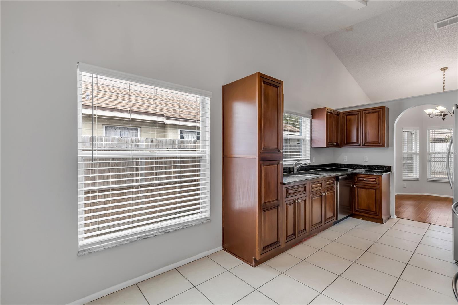 WOODFIELD OAKS - Residential
