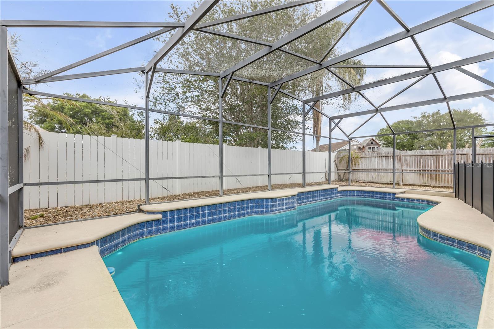 WOODFIELD OAKS - Residential