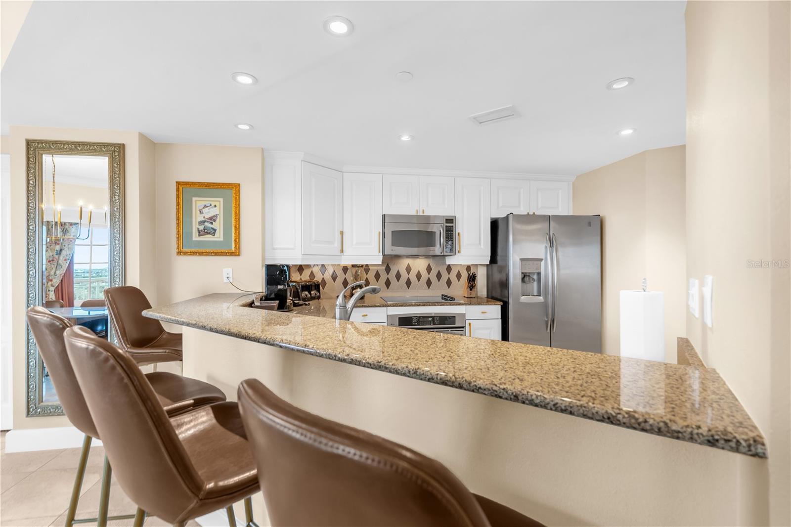 REUNION GRANDE CONDO - Residential