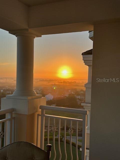 REUNION GRANDE CONDO - Residential