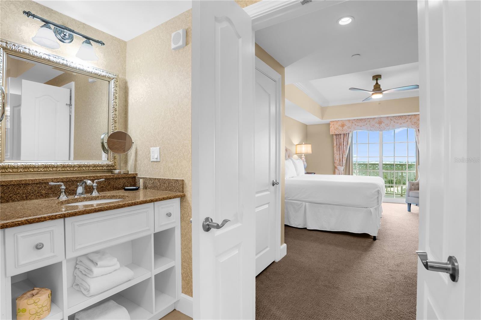 REUNION GRANDE CONDO - Residential