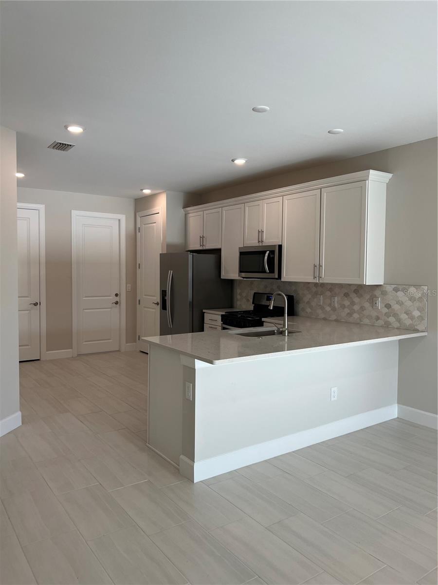 TALON PRESERVE PH 4 - Residential Lease