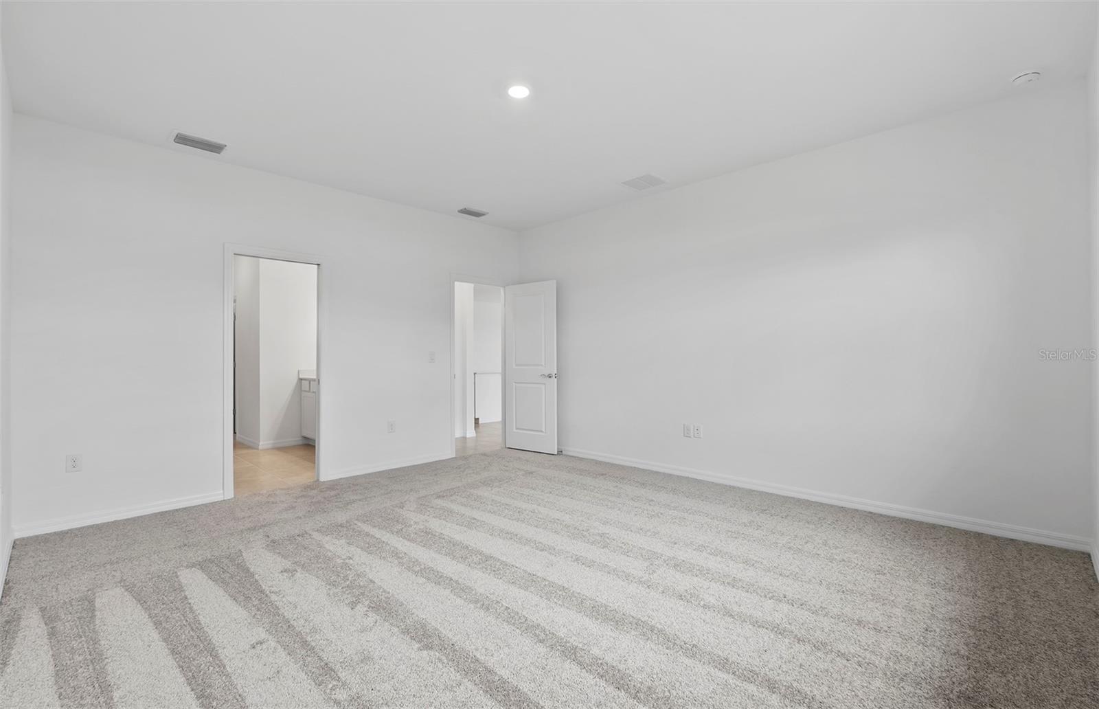 3458 - STRAND AT CEDAR GROVE - Residential