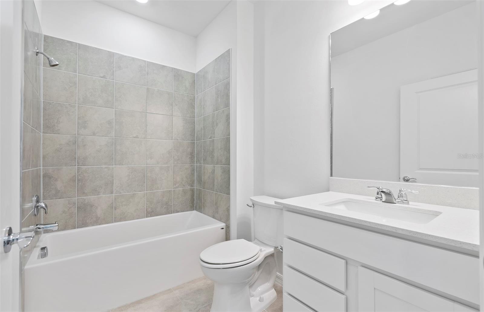 3458 - STRAND AT CEDAR GROVE - Residential