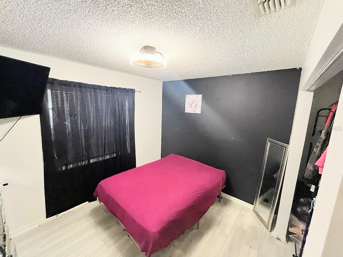 LAKEVIEW VILLAGE SEC K UNI - Residential