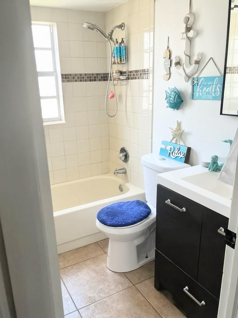 LAKEVIEW VILLAGE SEC K UNI - Residential