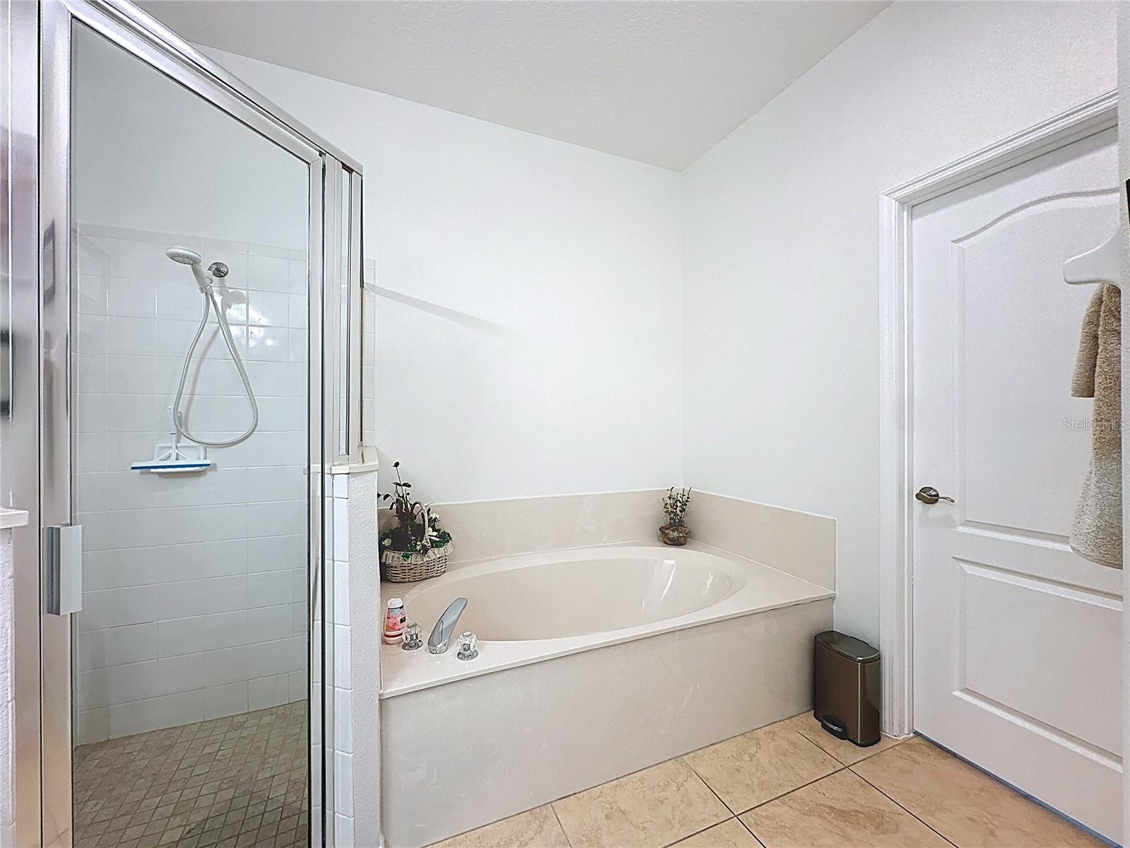 KINGS RIDGE - Residential