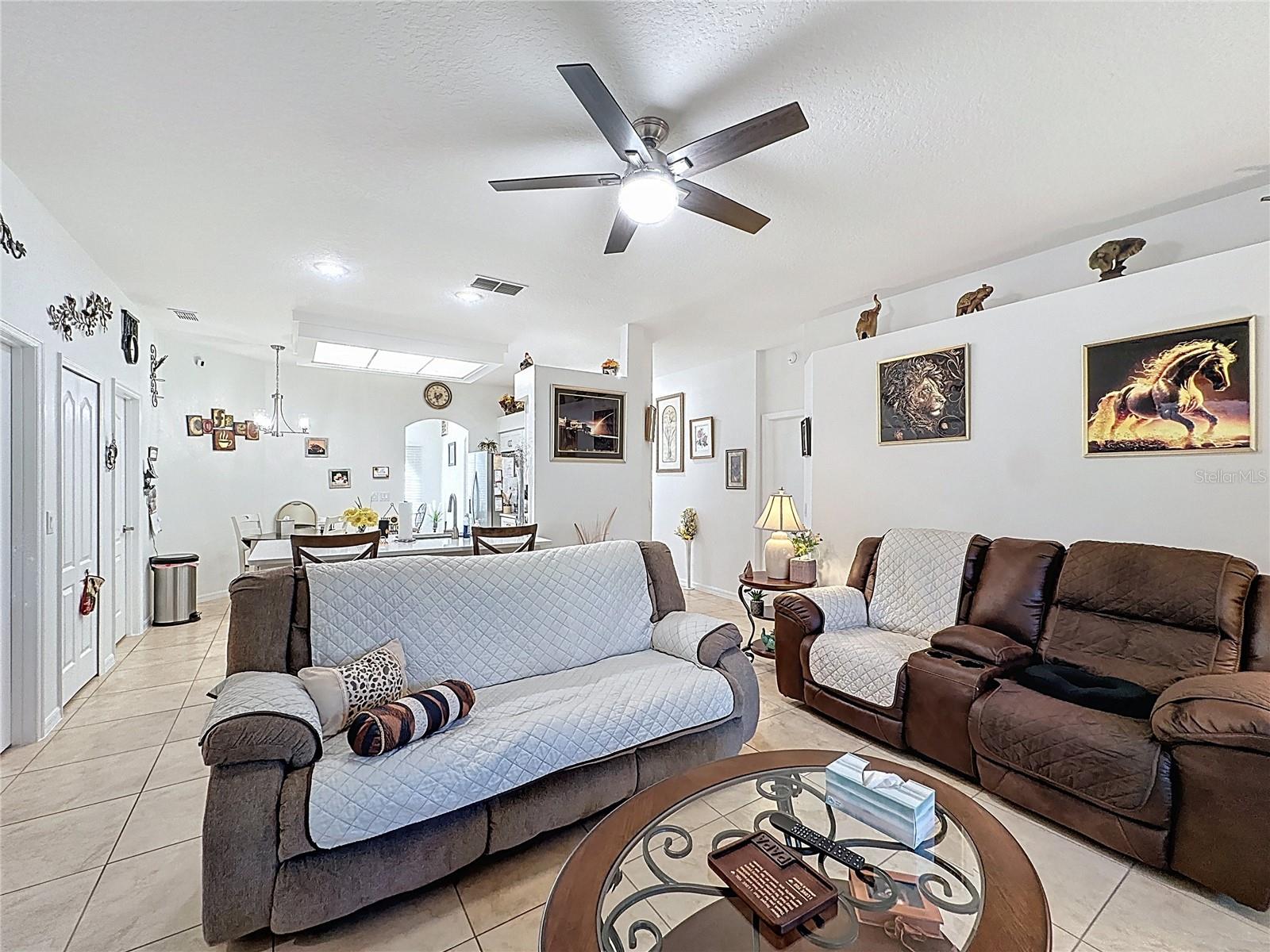 KINGS RIDGE - Residential