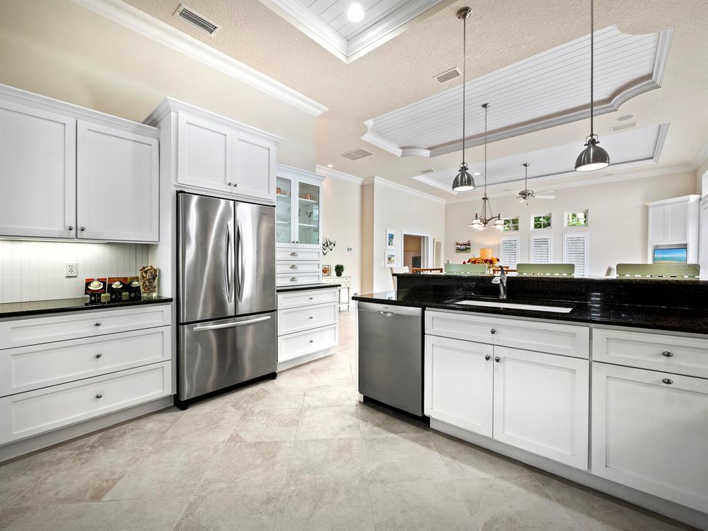 SAINT ARMANDS DIV JOHN RINGLING ESTATES - Residential