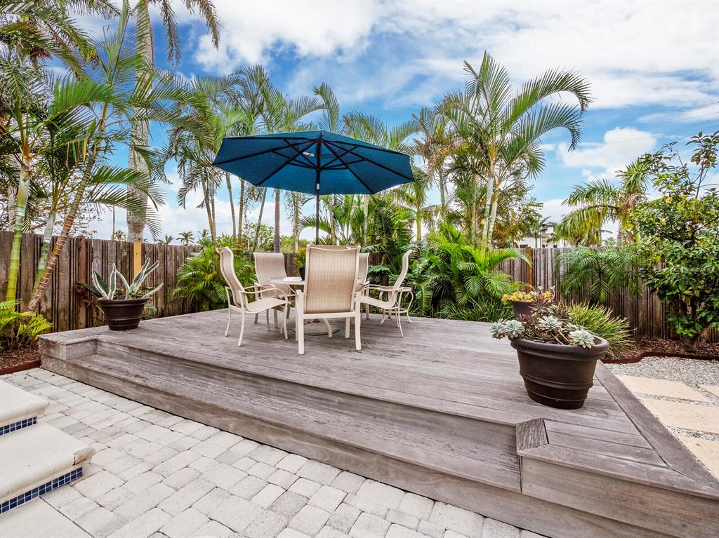 SAINT ARMANDS DIV JOHN RINGLING ESTATES - Residential