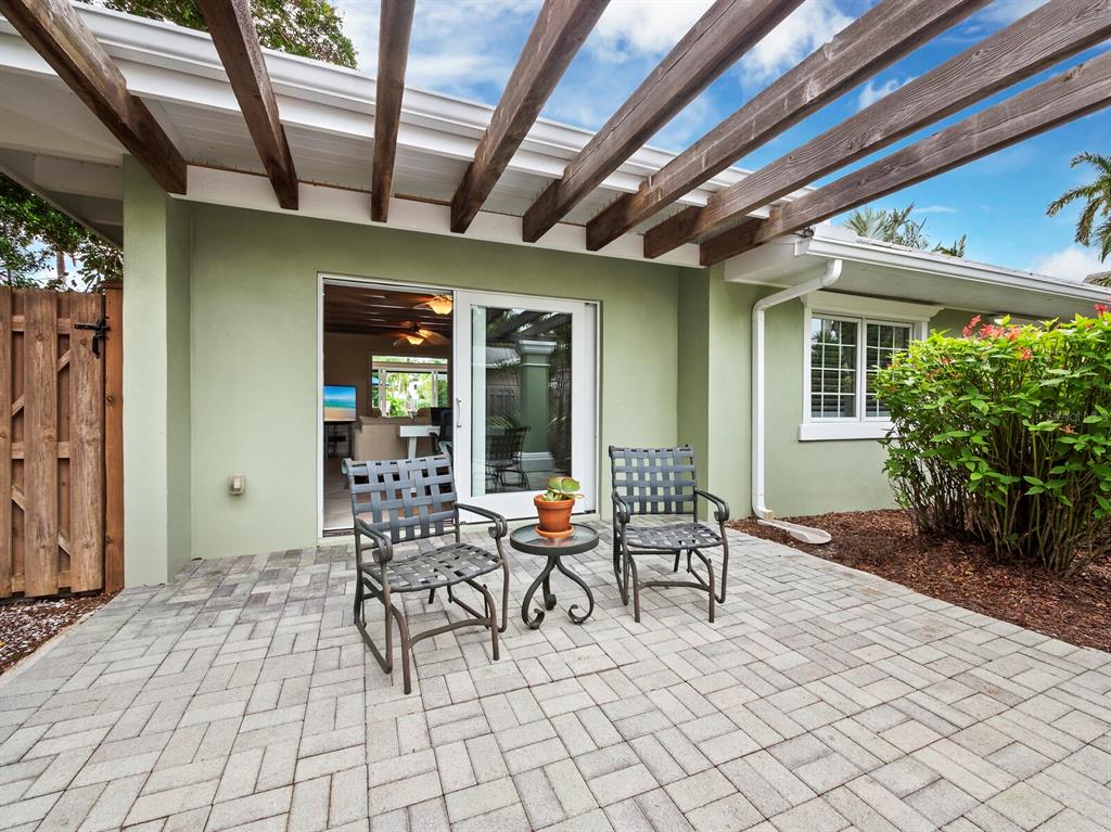 SAINT ARMANDS DIV JOHN RINGLING ESTATES - Residential