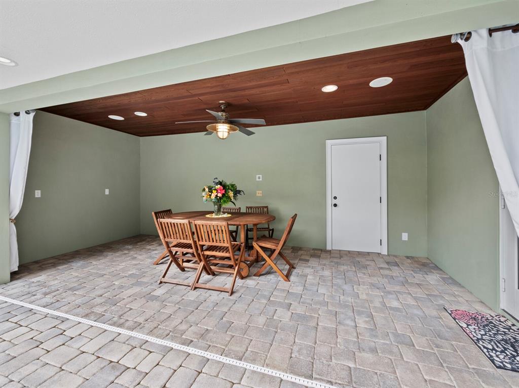 SAINT ARMANDS DIV JOHN RINGLING ESTATES - Residential