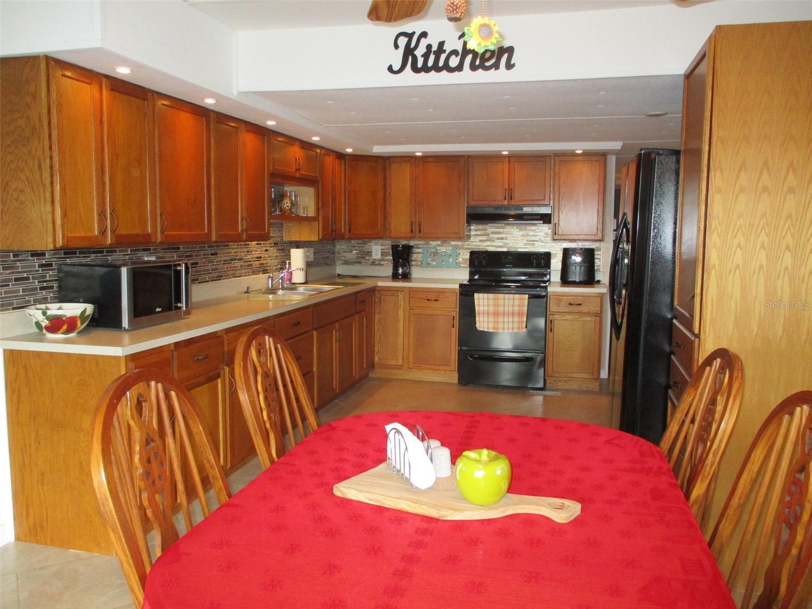 SHADY OAKS MOBILE MODULAR ESTATES - Residential