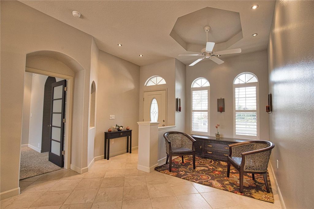 Photo of 407 Rio Terra, Venice, FL 34285 (MLS # N6143454)