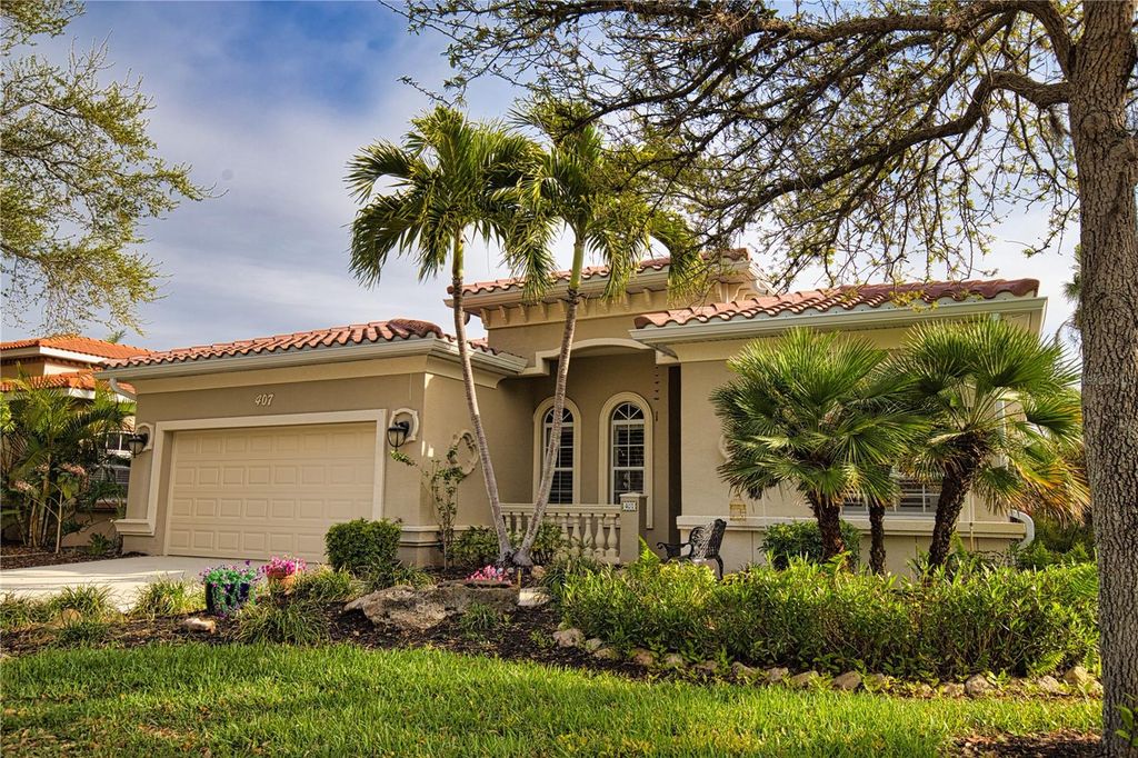 Photo of 407 Rio Terra, Venice, FL 34285 (MLS # N6143454)
