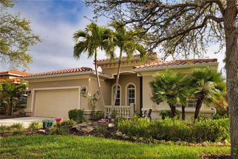 Photo of 407 Rio Terra, Venice, FL 34285 (MLS # N6143454)