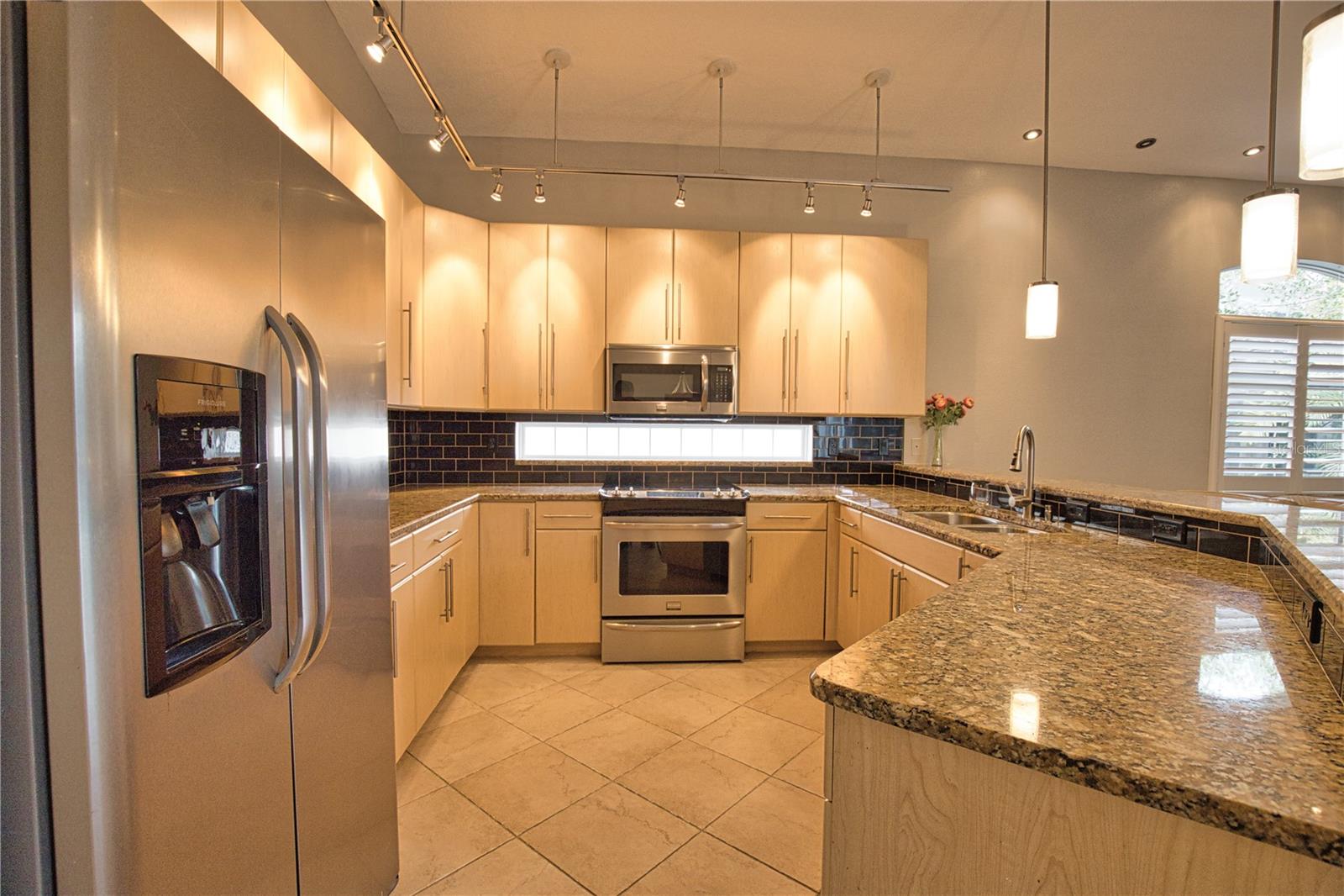 BELLAGIO ON VENICE ISLAND - Residential