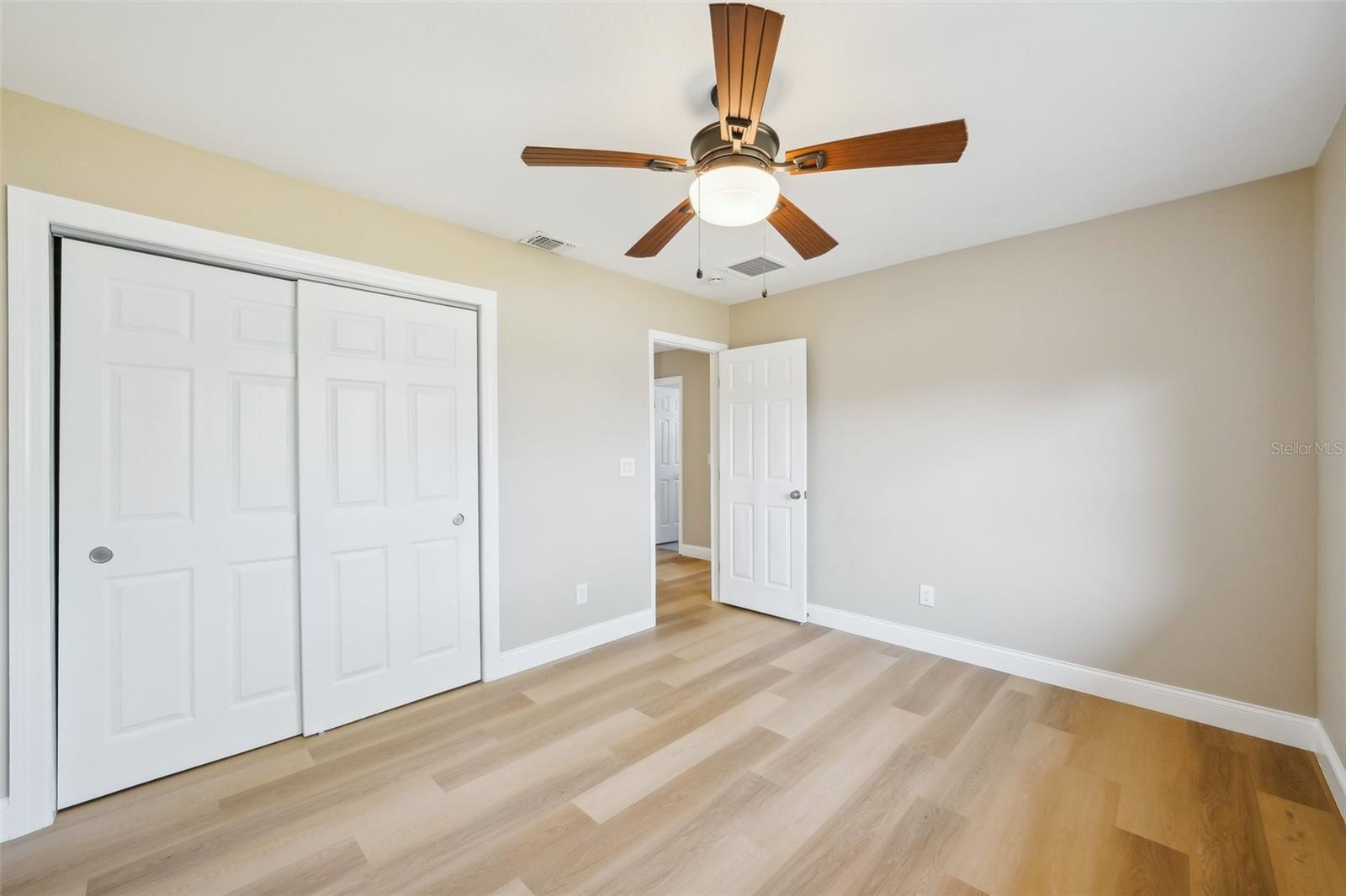 BAY CREST PARK UNIT 17 - Residential