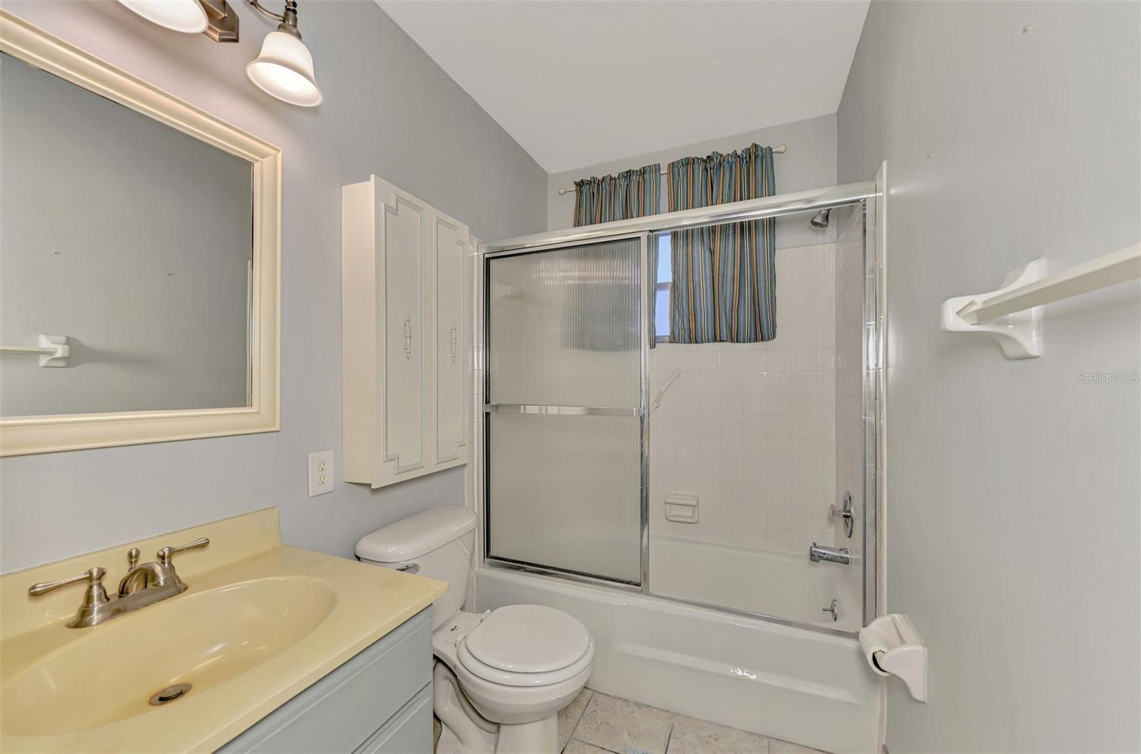 RAMBLEWOOD ACRES - Residential