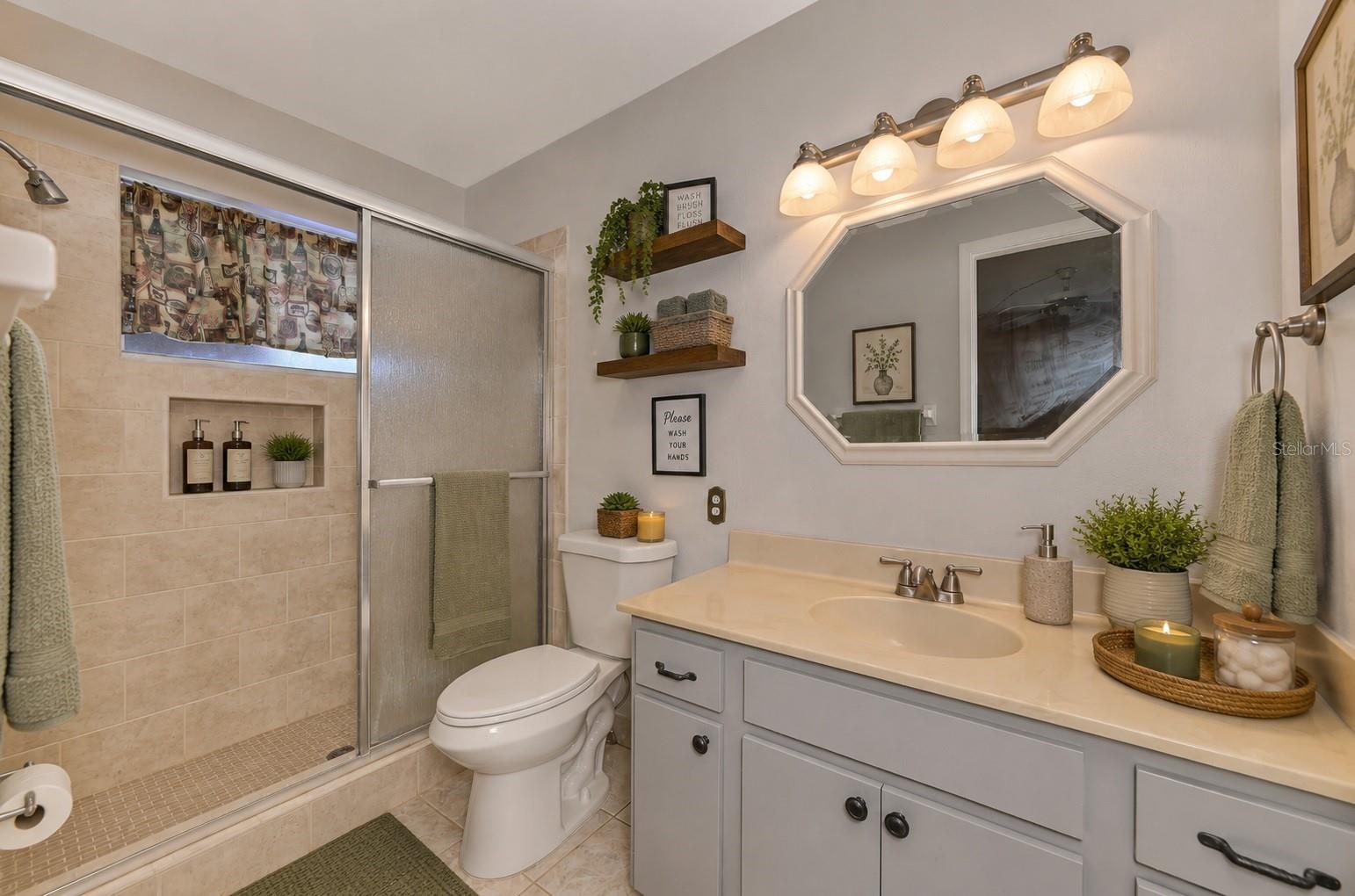 RAMBLEWOOD ACRES - Residential