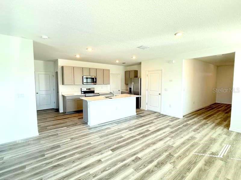 MIRADA - Residential Lease