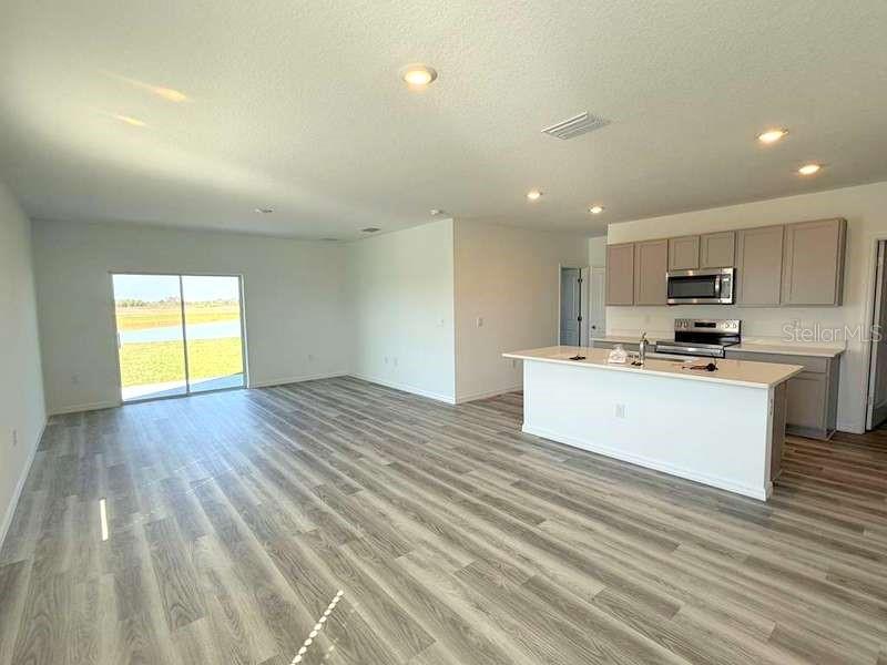 MIRADA - Residential Lease