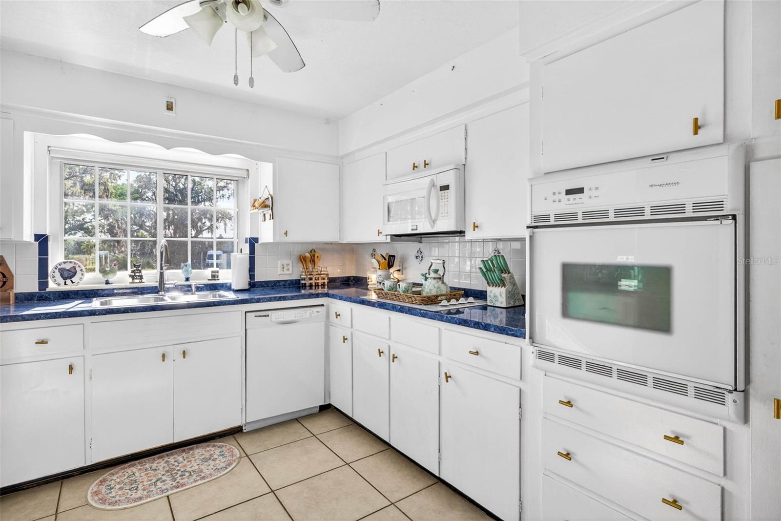 LAKEWOOD UNIT 1 - Residential